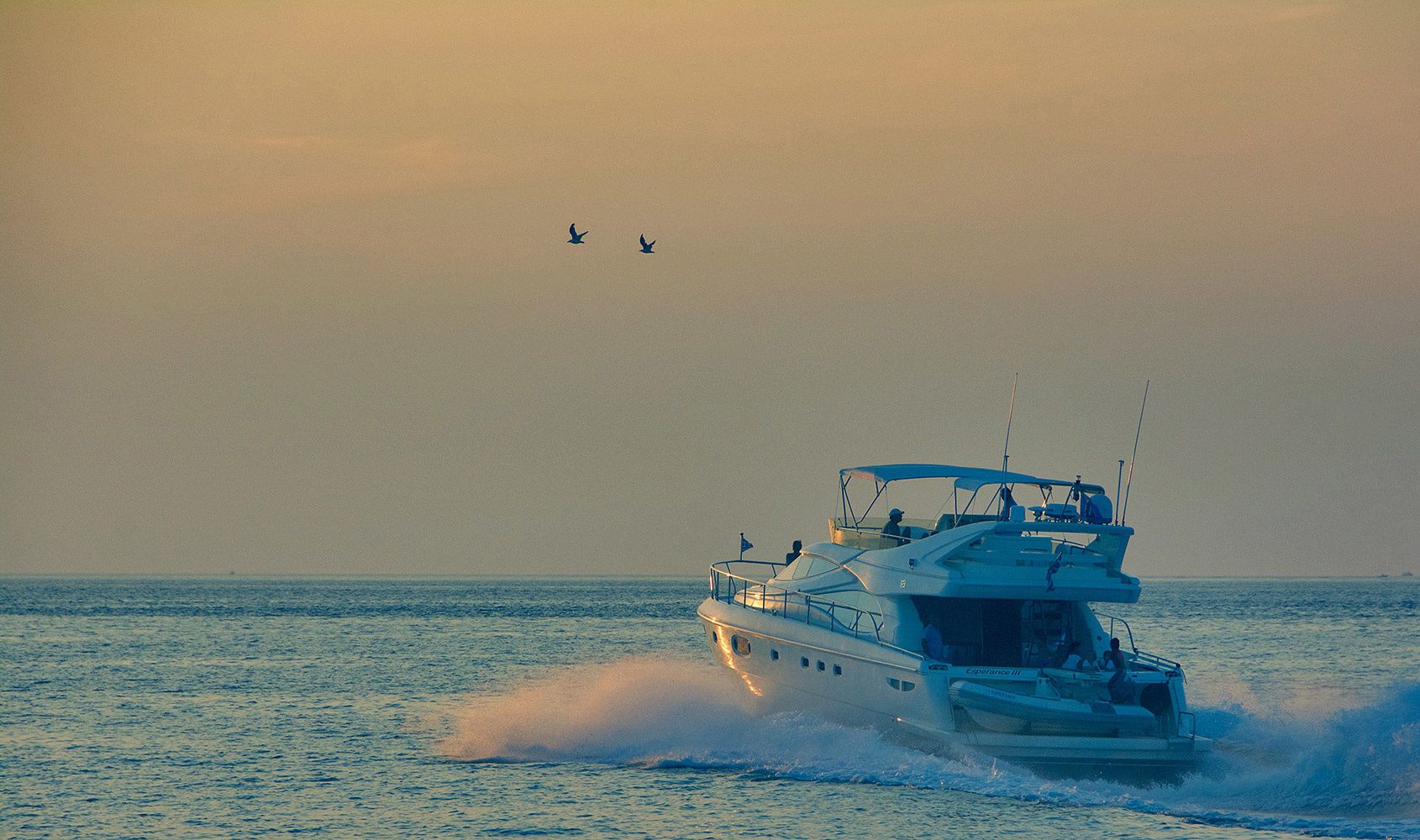 Ferretti 591 | Esperance 3