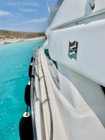 Ferretti 591 | Esperance 3