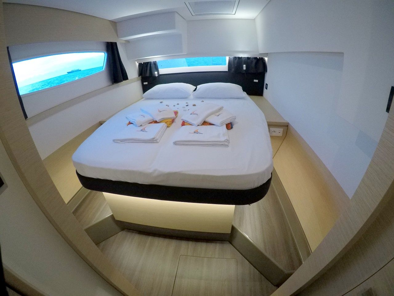 Fountaine Pajot Saba 50 | Royal Cracow