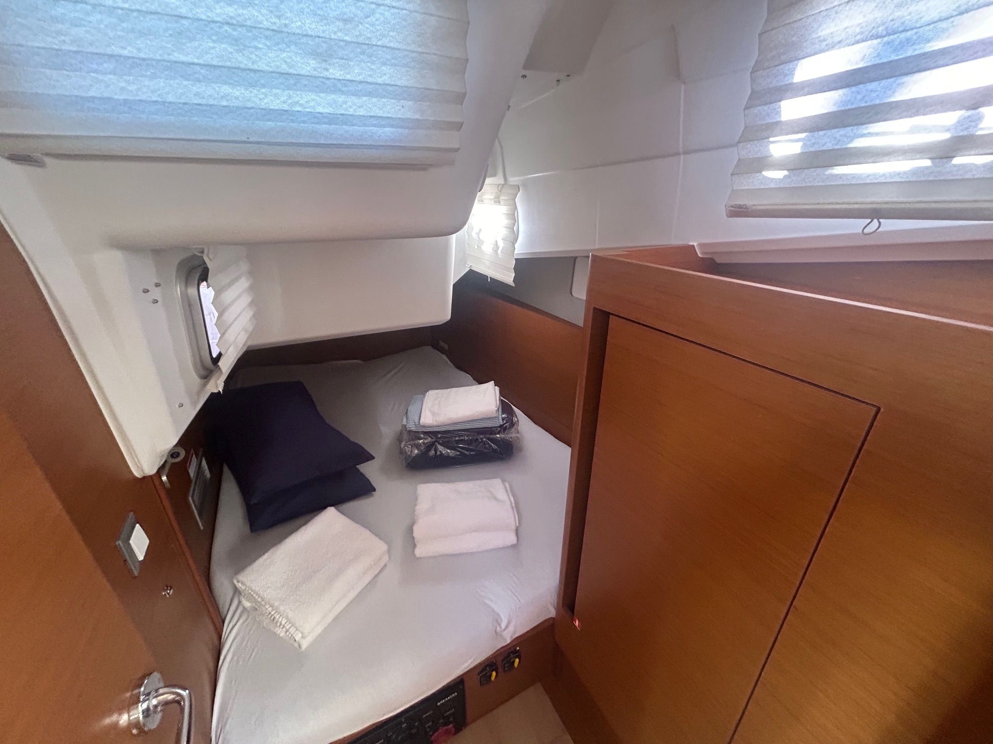 Jeanneau Sun Odyssey 410 | Sunsail 19