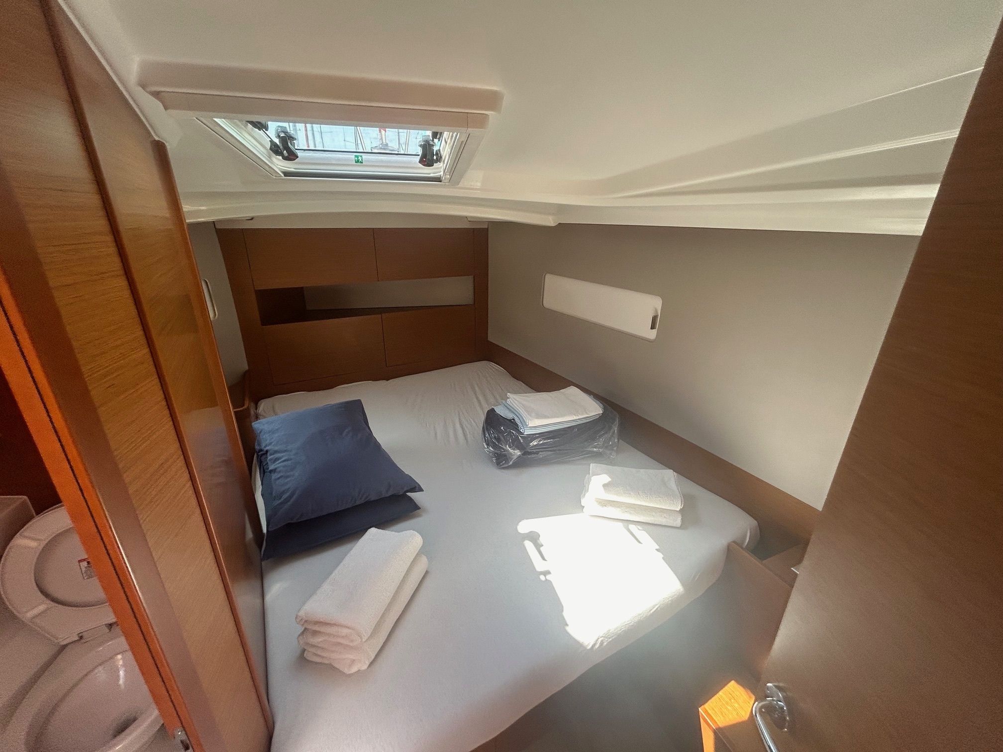 Jeanneau Sun Odyssey 410 | Sunsail 19