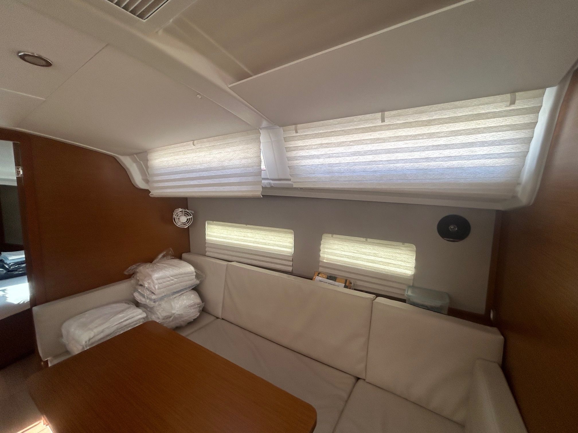Jeanneau Sun Odyssey 410 | Sunsail 19