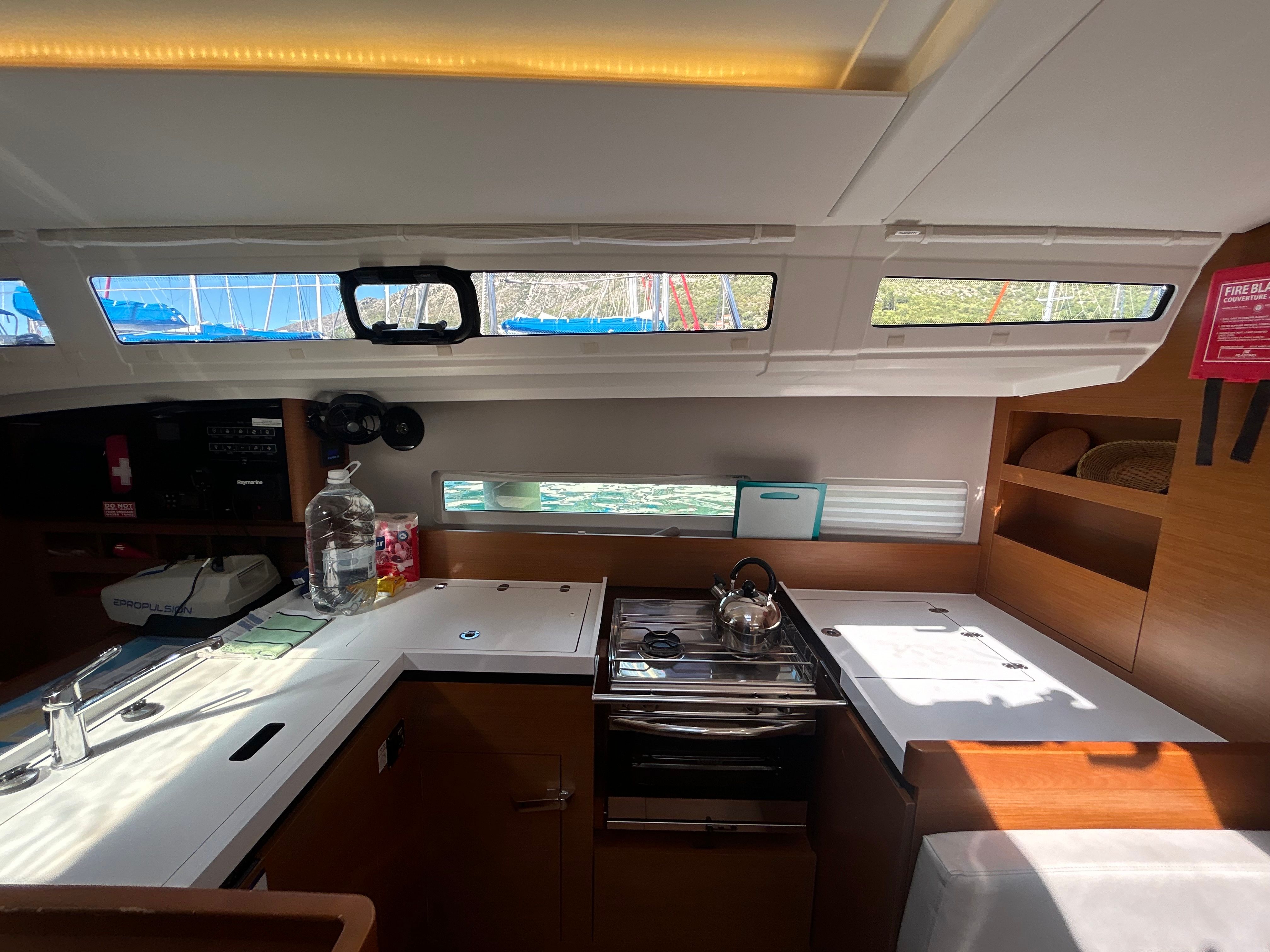Jeanneau Sun Odyssey 410 | Sunsail 20
