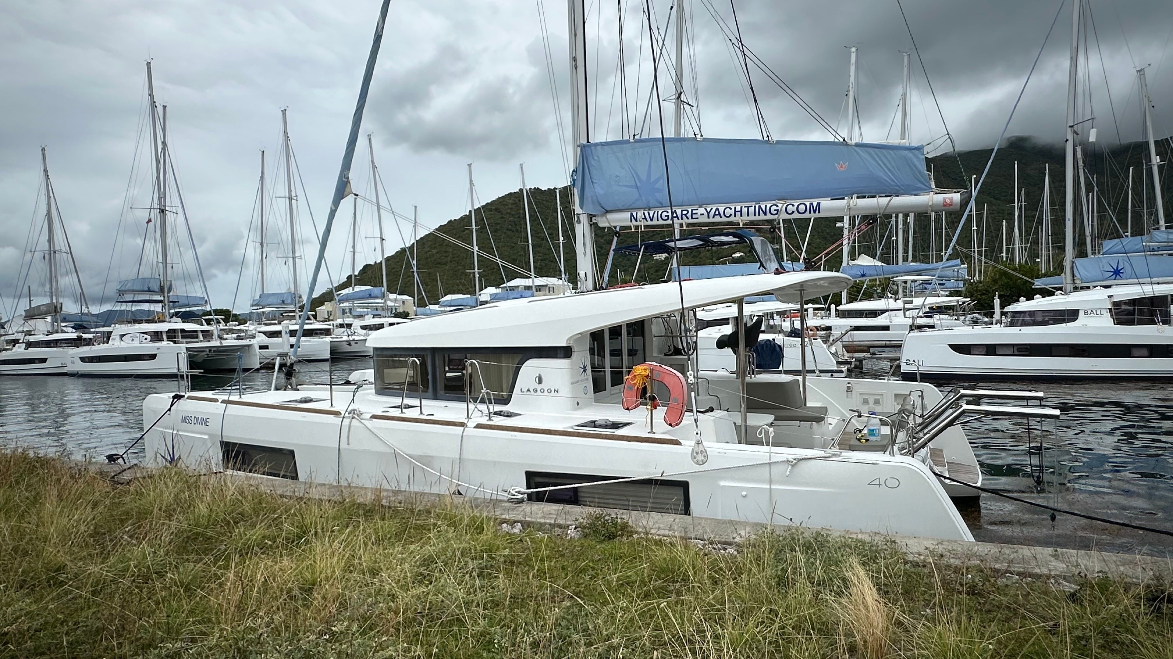 Lagoon 40 | Miss Divine