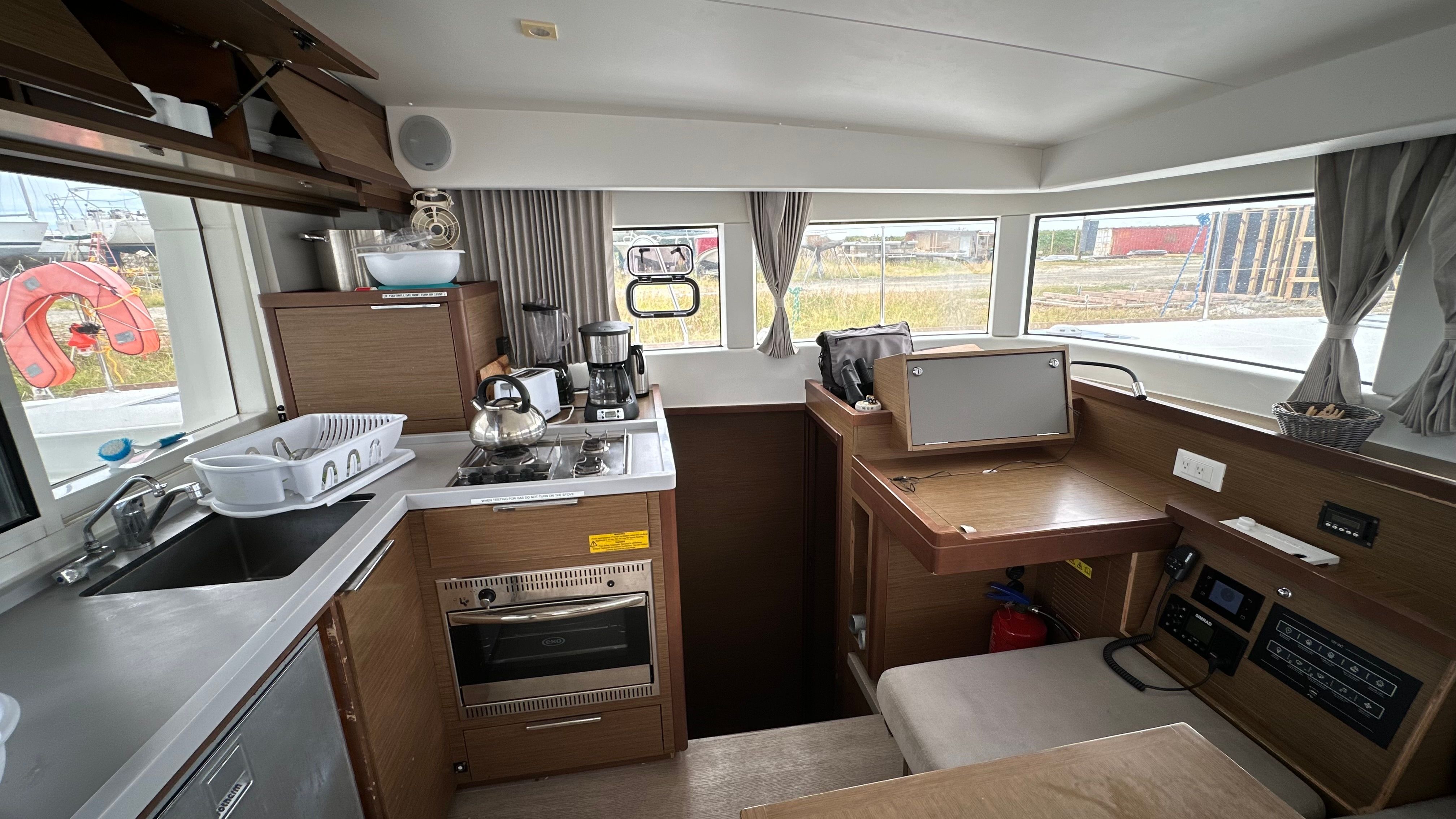 Lagoon 40 | Miss Divine