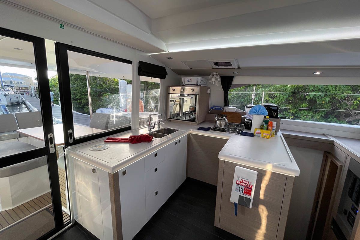 Fountaine Pajot Astrea 42 | Carpe Diem