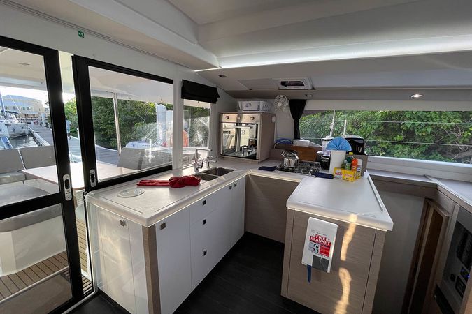 Fountaine Pajot Astrea 42 | Carpe Diem