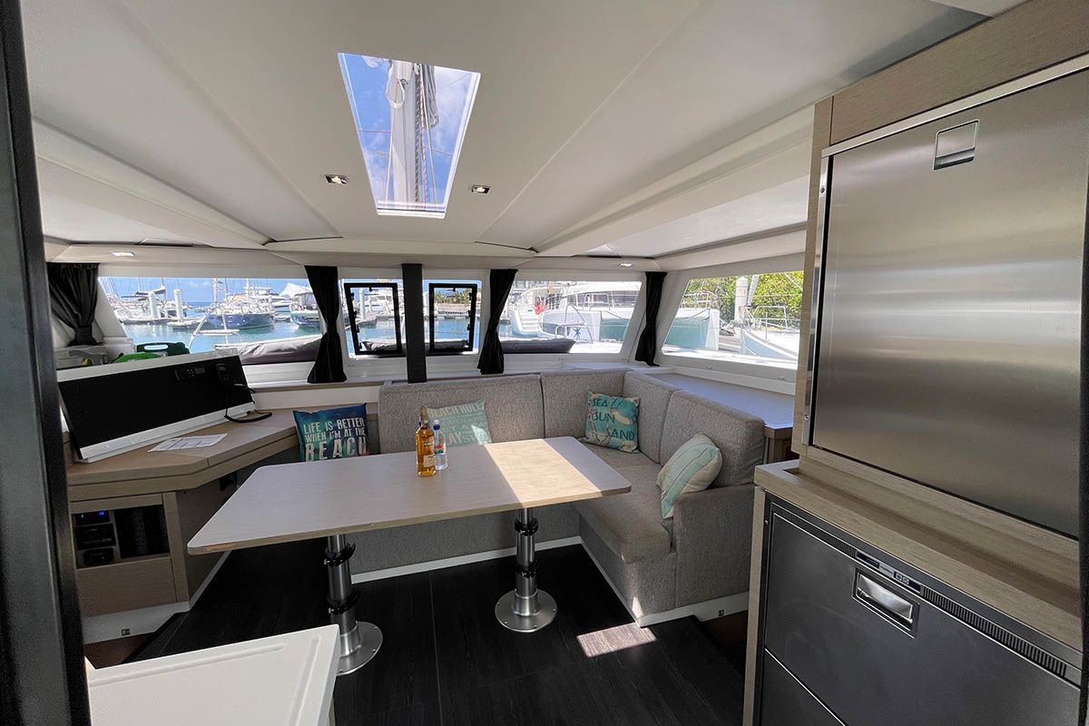 Fountaine Pajot Lucia 40 | Jaxnjoe Com