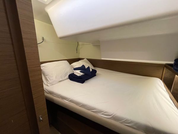 Lagoon 50 | CU Sailing