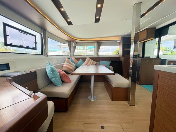 Lagoon 46 | Island Wings