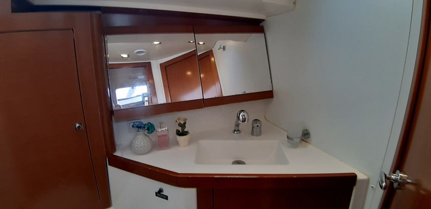 Beneteau Oceanis 45 | Zeppelin