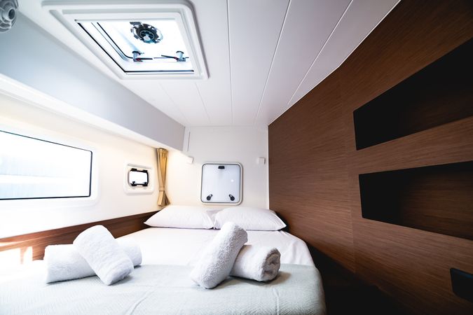 Lagoon 42 | Blue Trident