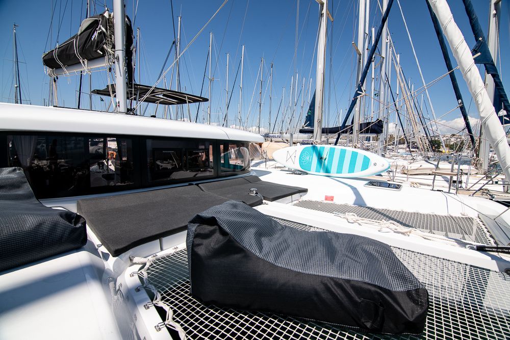 Lagoon 42 | Blue Trident