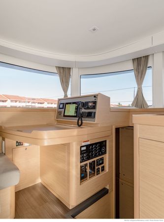 Lagoon 42 | Melody Nelson