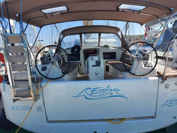 Jeanneau Sun Odyssey 410 | Evelina
