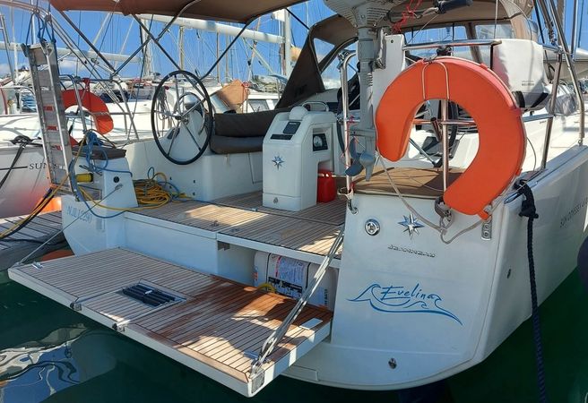 Jeanneau Sun Odyssey 410 | Evelina