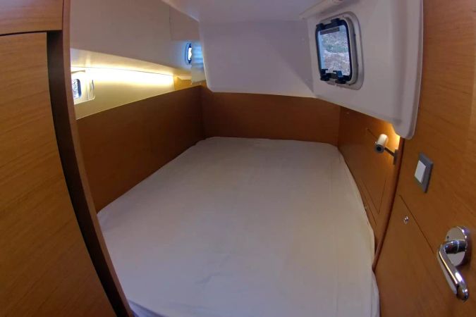 Jeanneau Sun Odyssey 410 | Evelina