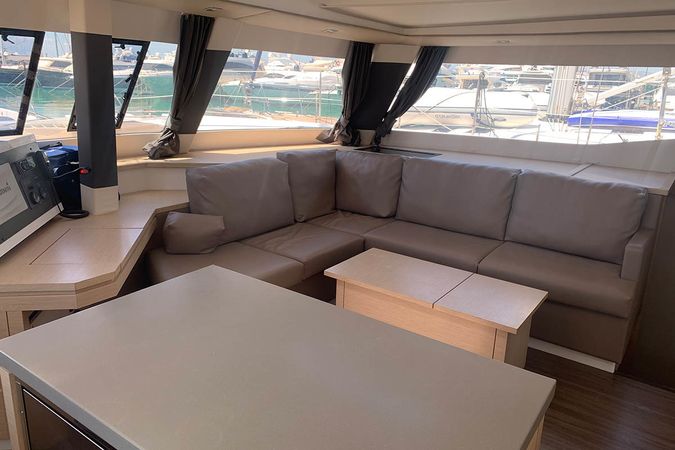 Fountaine Pajot Saba 50 | Lingaro