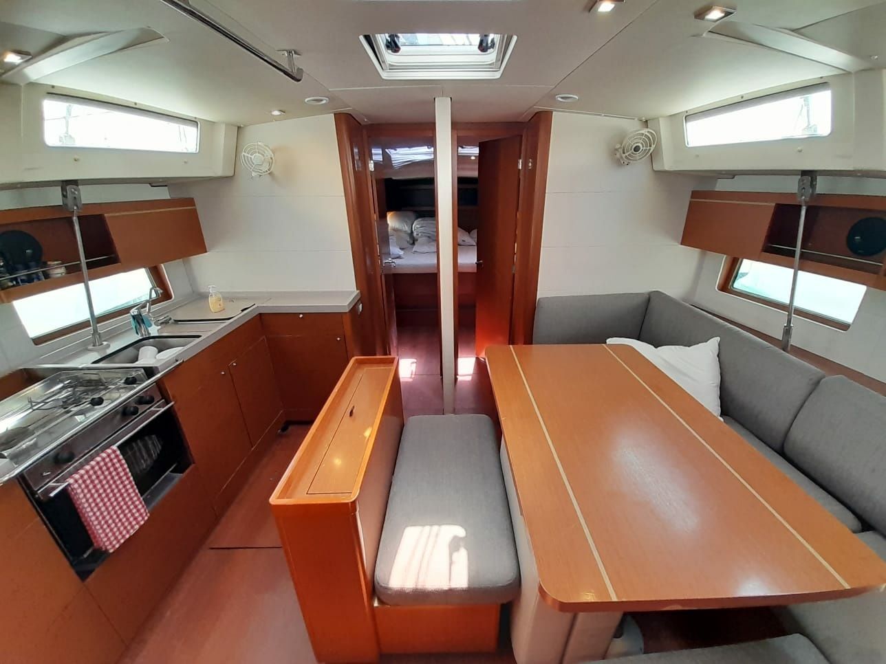 Beneteau Oceanis 46.1 | Eaux de Vie