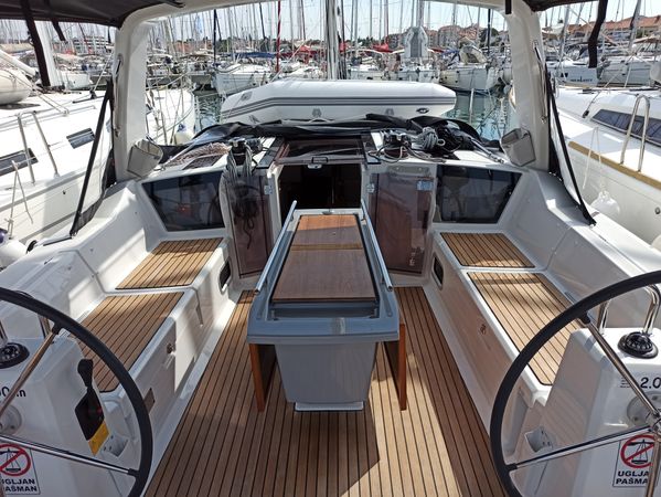 Beneteau Oceanis 41.1 | Dalmatinka