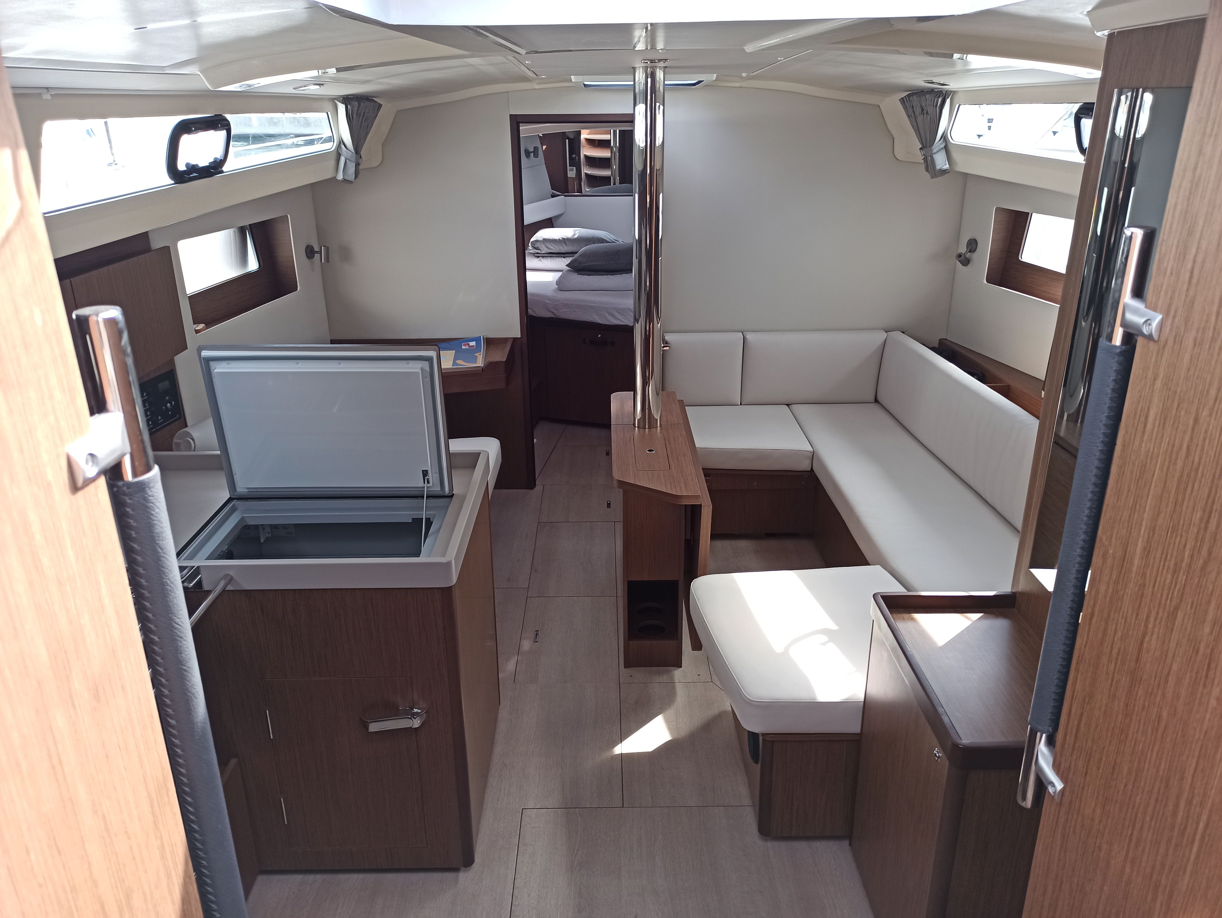 Beneteau Oceanis 41.1 | Dalmatinka