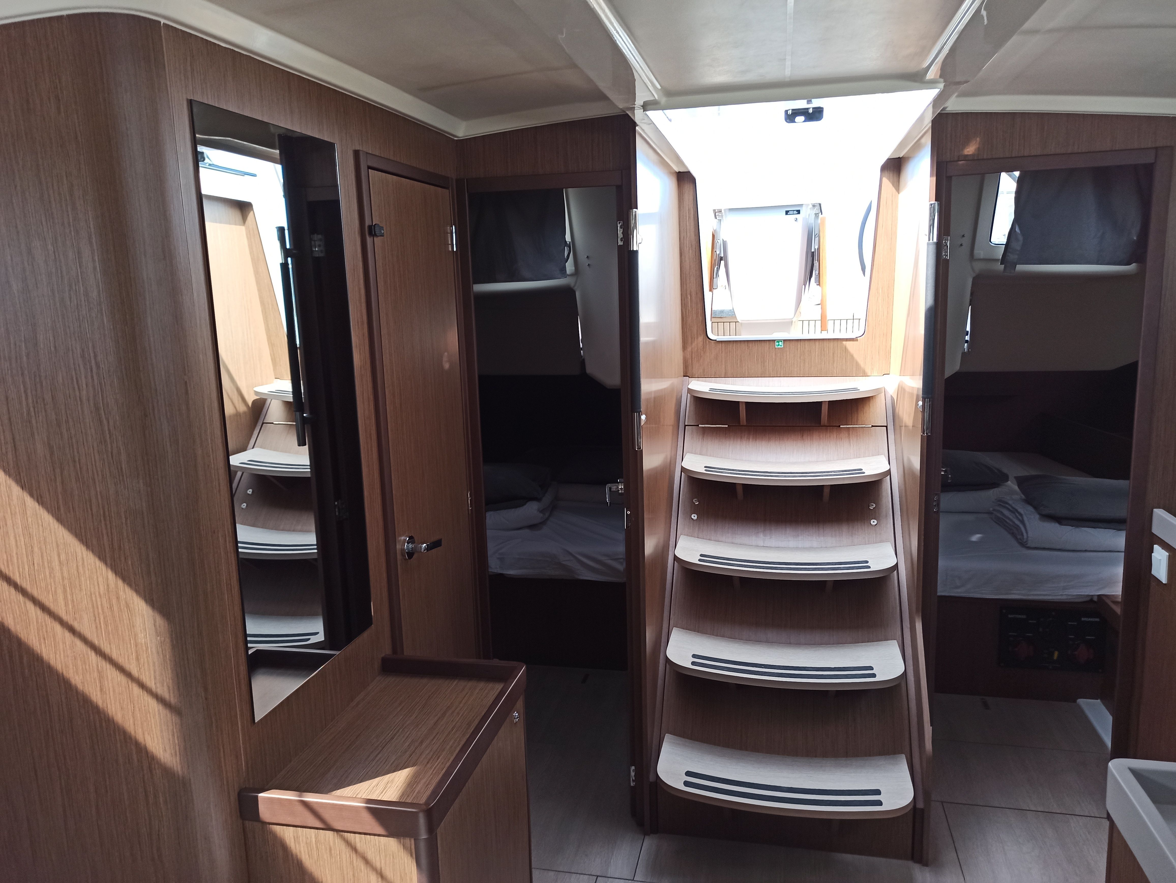 Beneteau Oceanis 41.1 | Dalmatinka