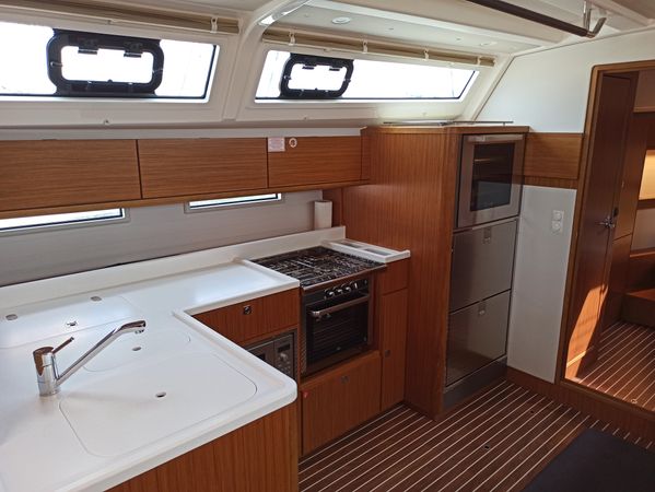 Bavaria Cruiser 46 | Hana