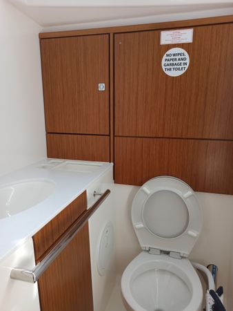 Bavaria Cruiser 46 | Hana