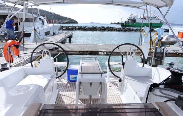 Beneteau Oceanis 38.1 | Arun