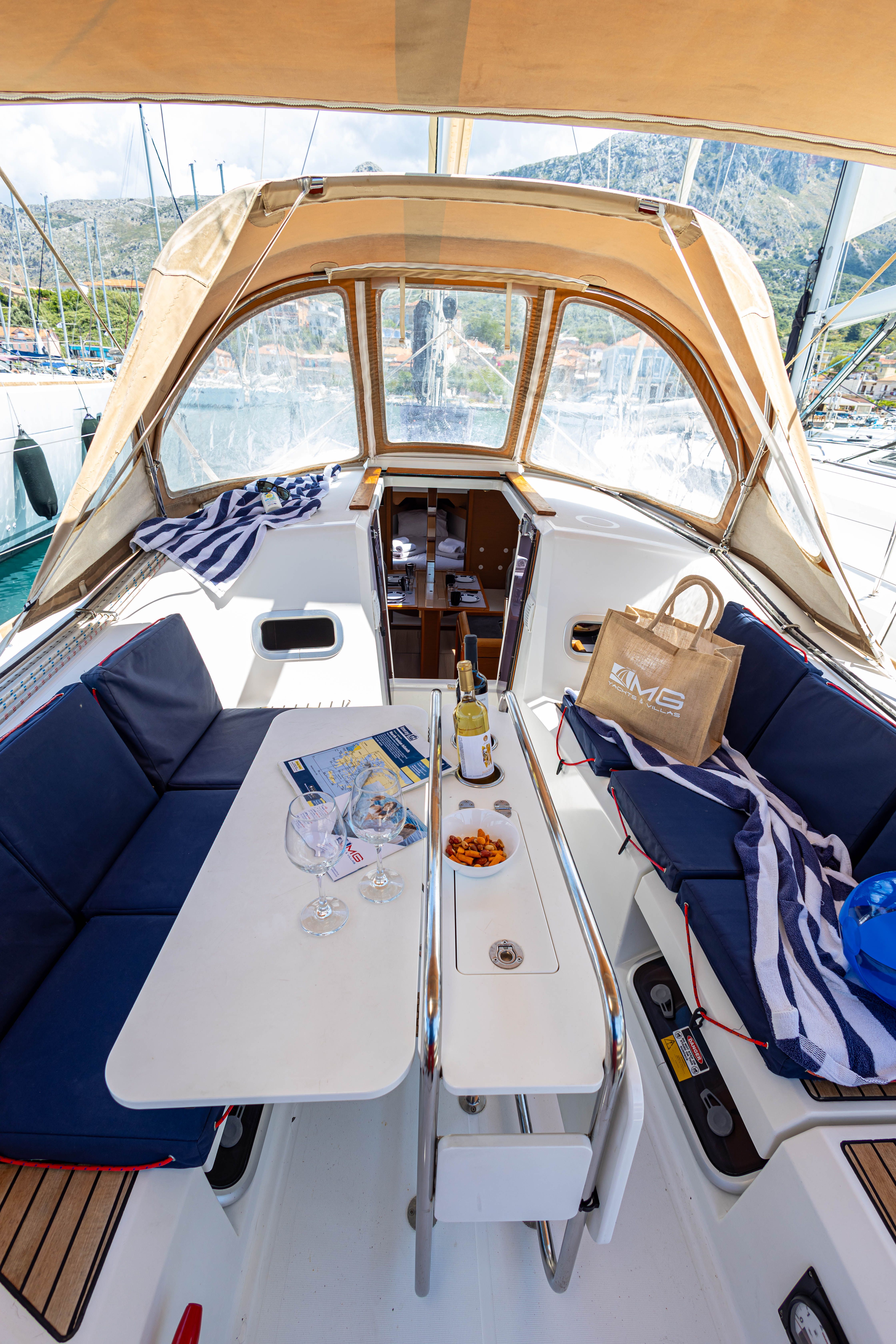 Jeanneau Sun Odyssey 349 | Cherie Bibi