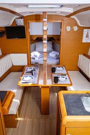 Jeanneau Sun Odyssey 349 | Cherie Bibi