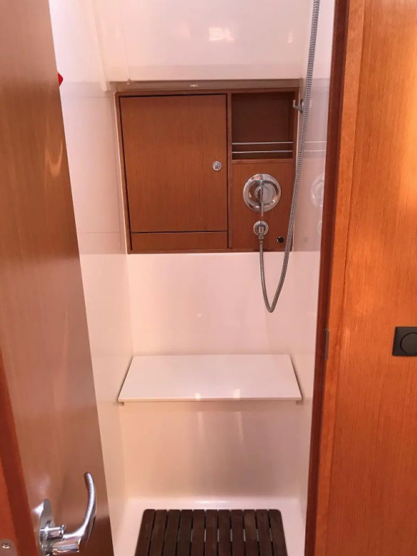 Bavaria Cruiser 50 | Juniper