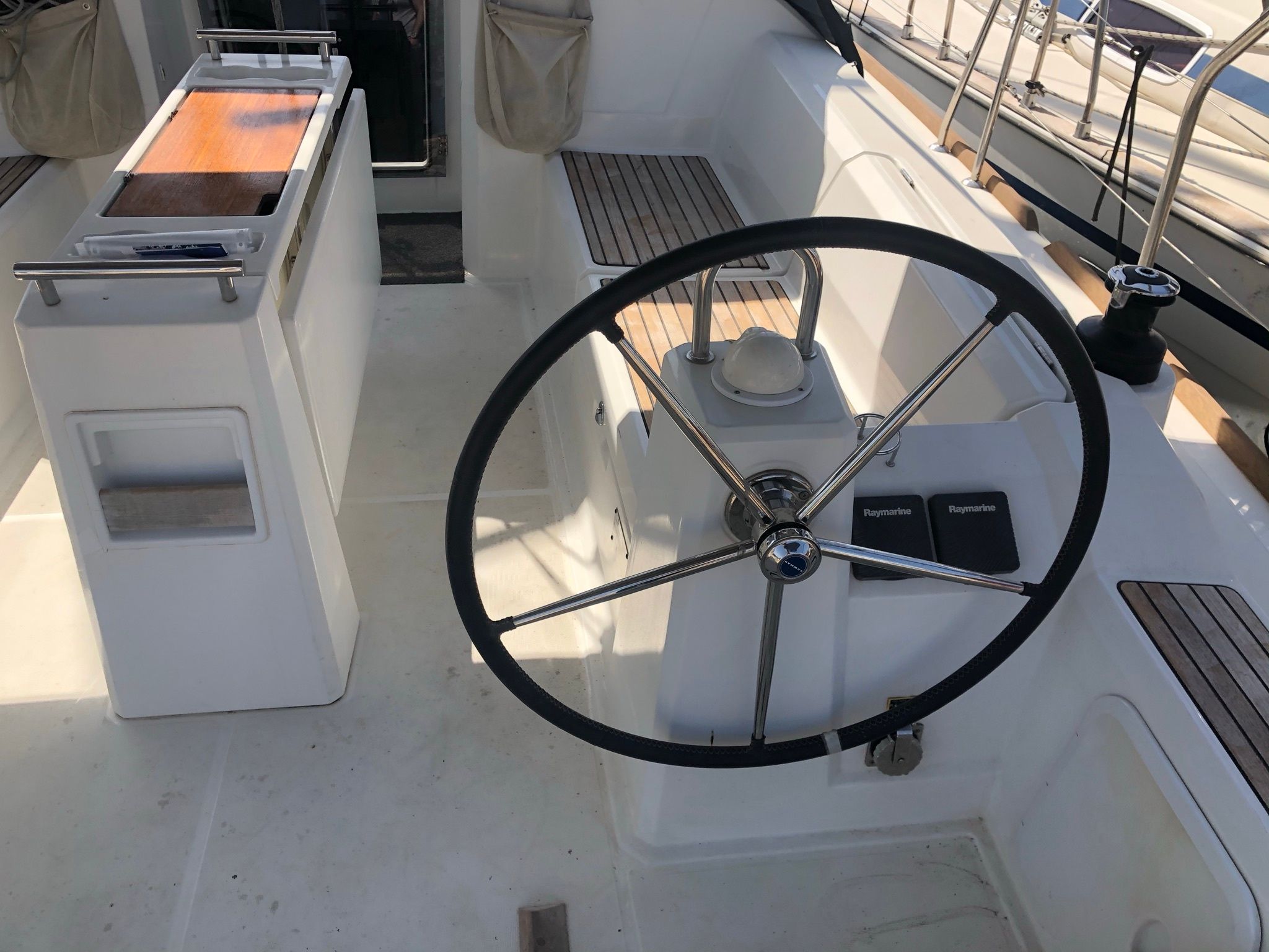 Beneteau Oceanis 38.1 | Rania