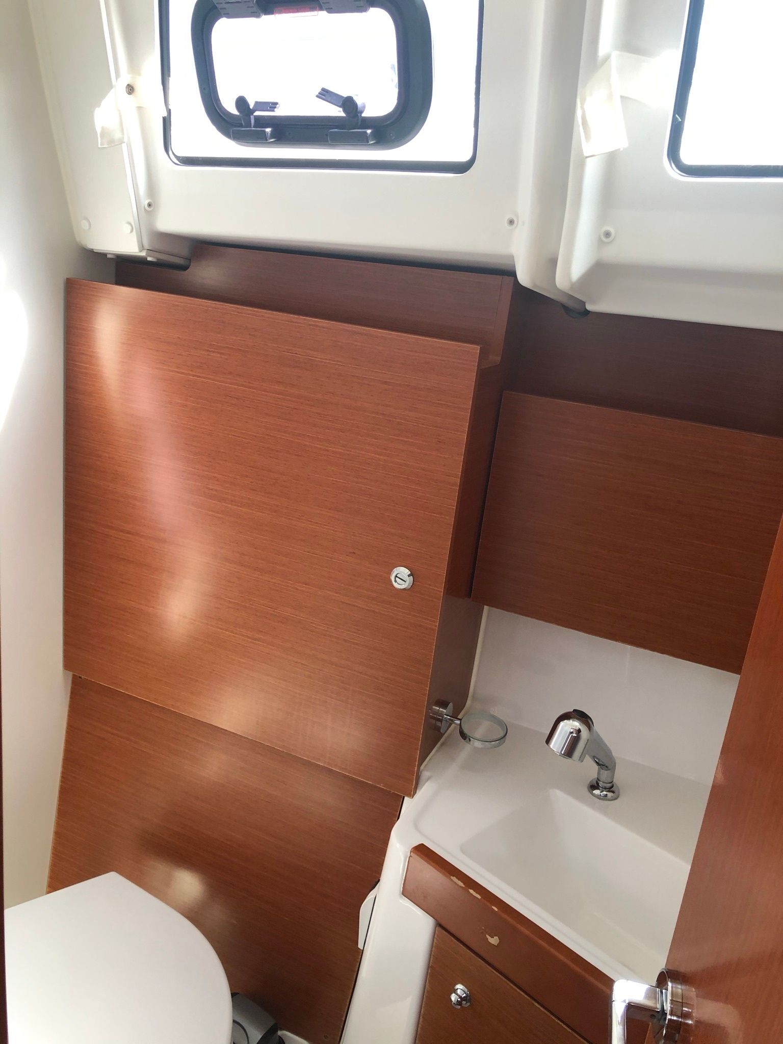 Beneteau Oceanis 38.1 | Rania