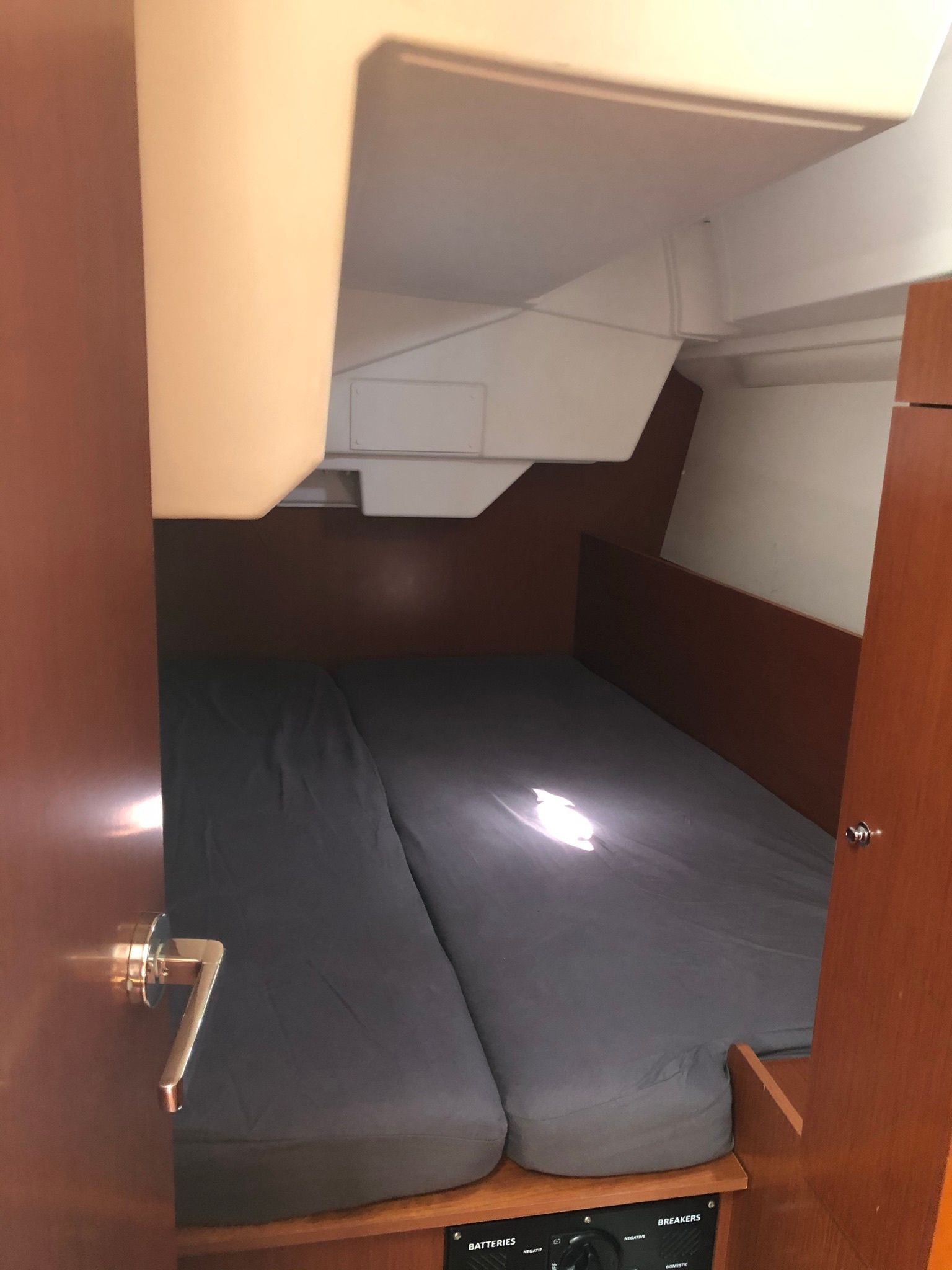 Beneteau Oceanis 38.1 | Rania