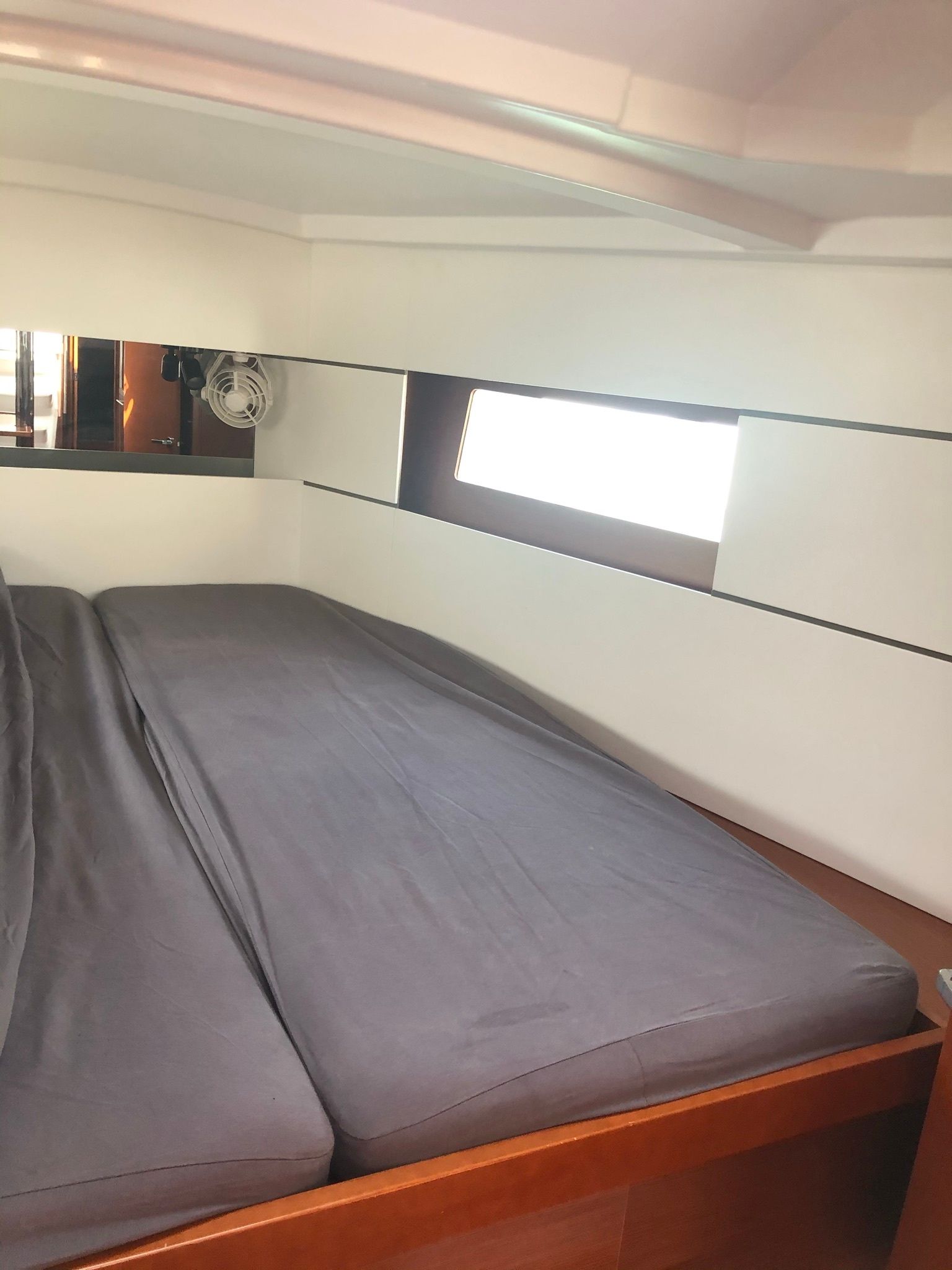 Beneteau Oceanis 38.1 | Rania