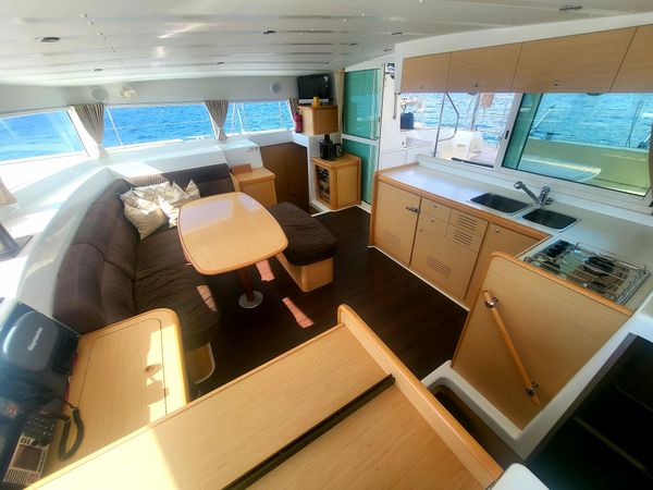 Lagoon 42 | Lady Laura