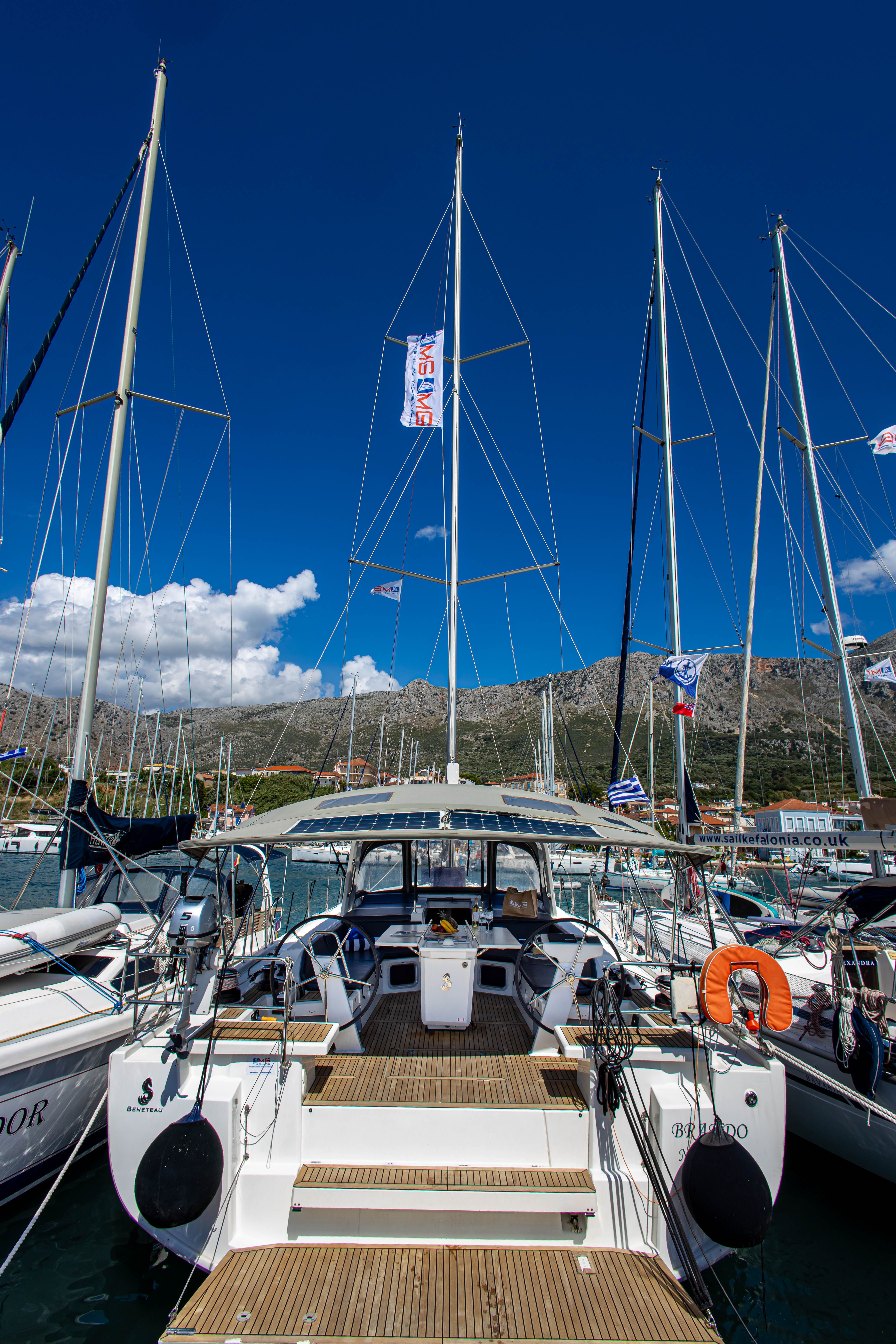 Beneteau Oceanis 51.1 | Brando