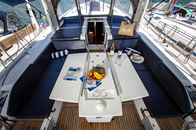 Beneteau Oceanis 51.1 | Brando