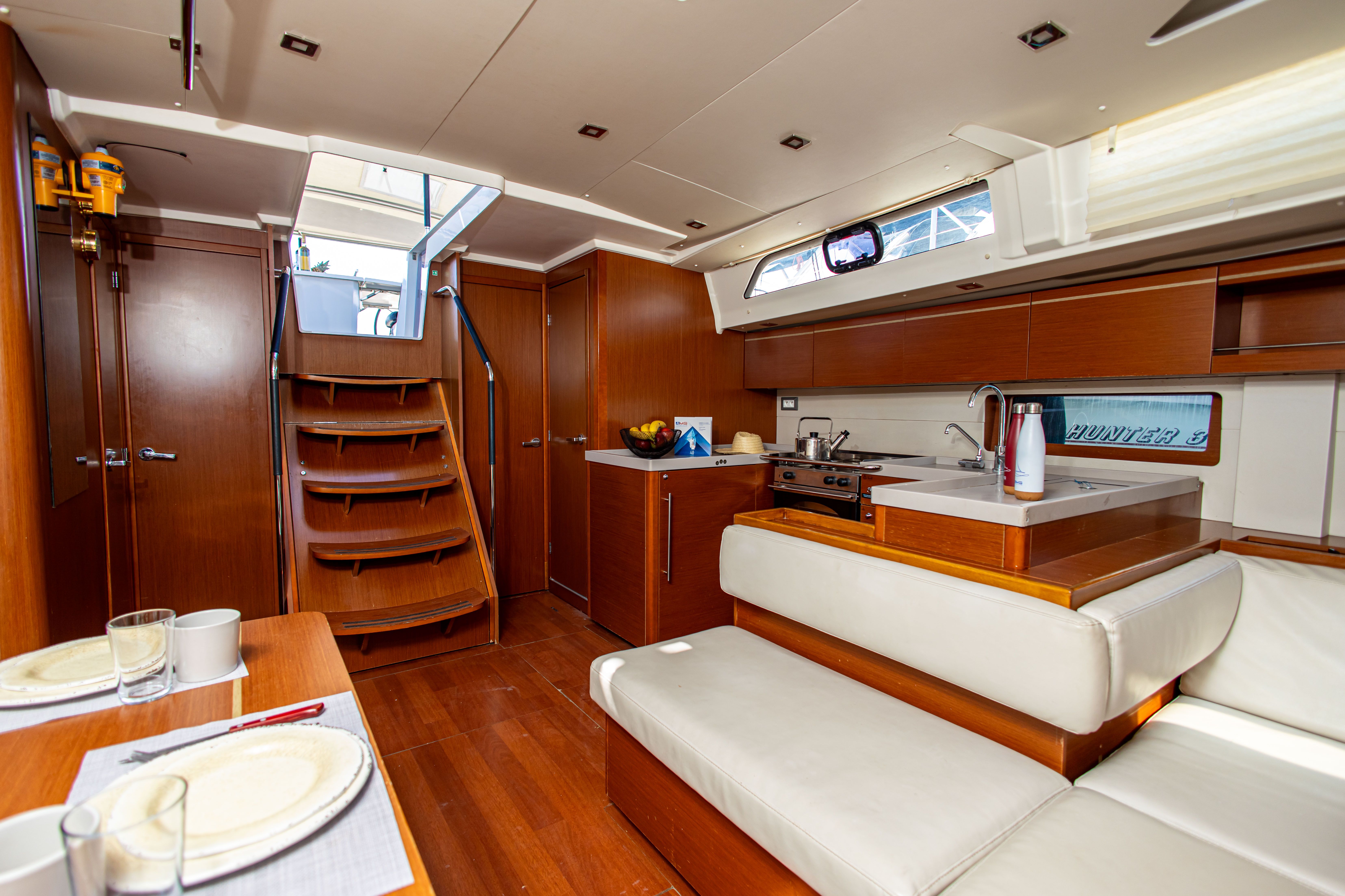 Beneteau Oceanis 51.1 | Brando