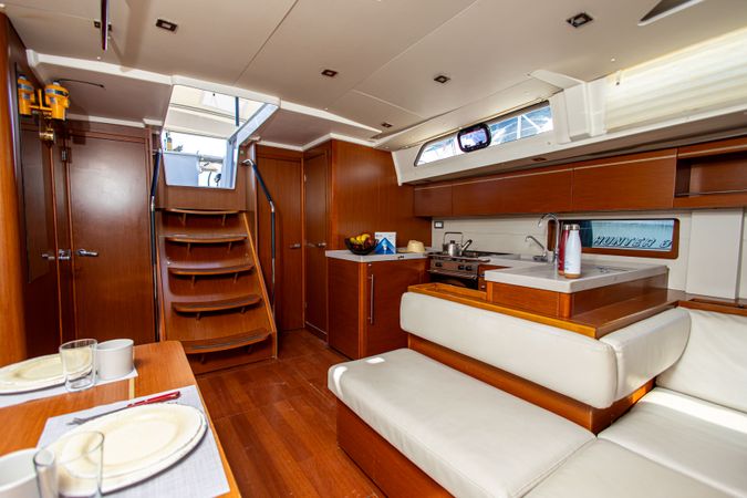 Beneteau Oceanis 51.1 | Brando
