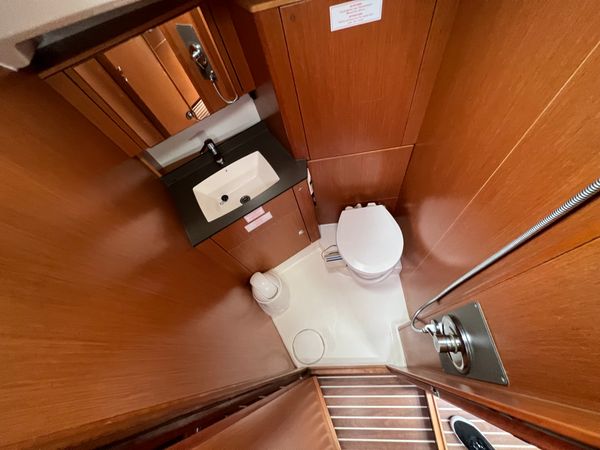 Bavaria Cruiser 41 | Nireus