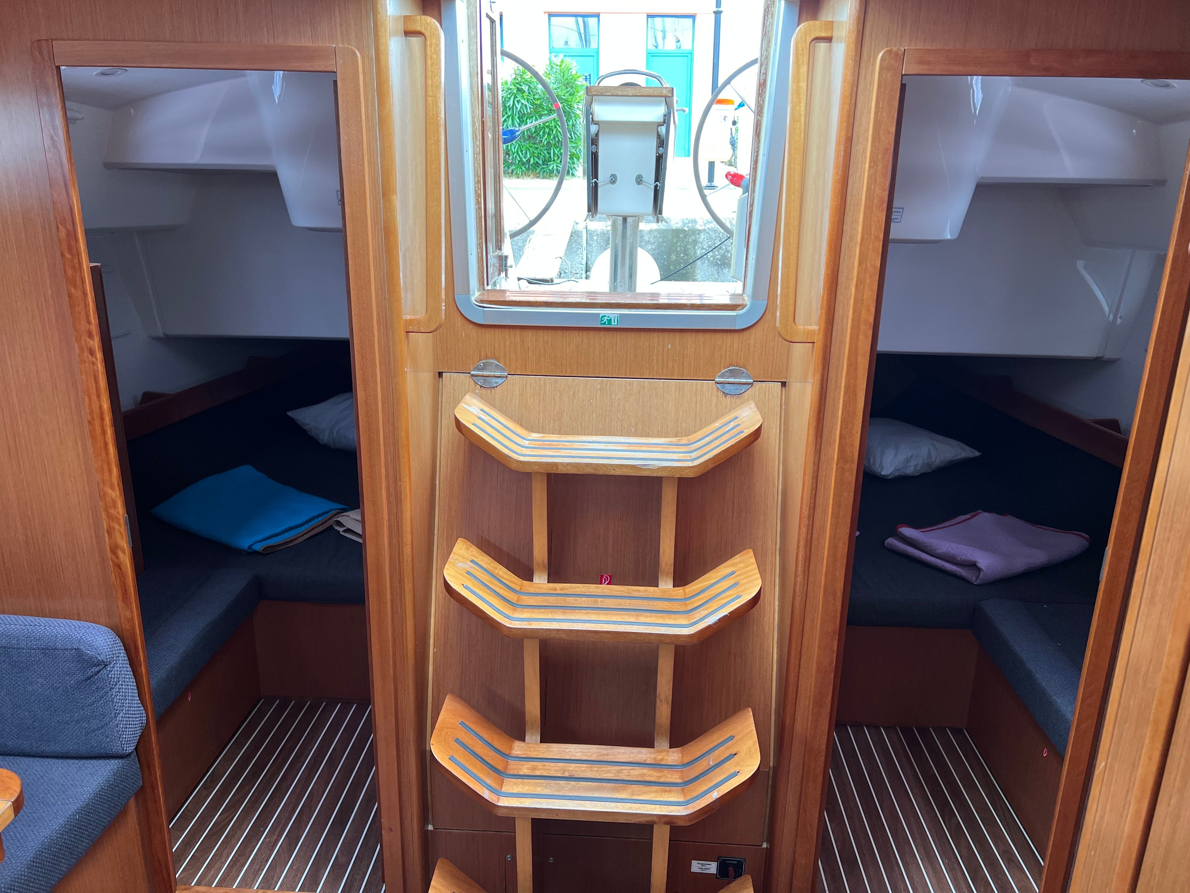 Bavaria Cruiser 41 | Nireus