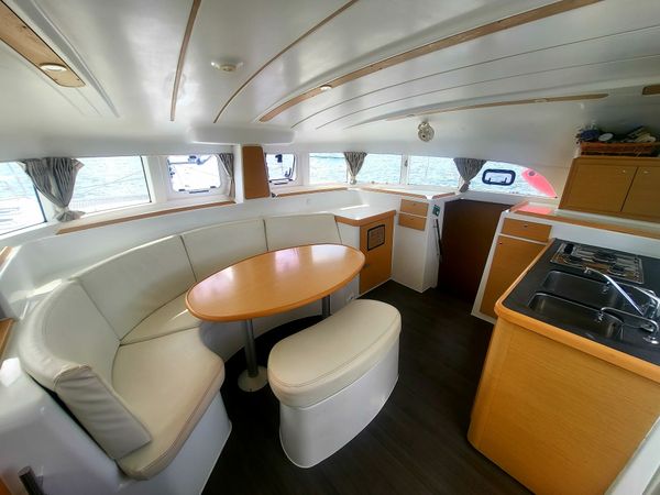 Lagoon 380 S2 | Mister Hyde