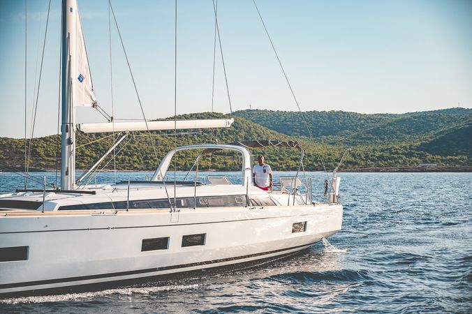 Beneteau Oceanis 55 | Axis Mundi