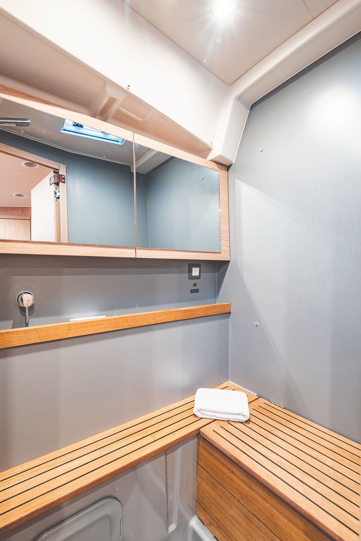 Beneteau Oceanis 55 | Axis Mundi
