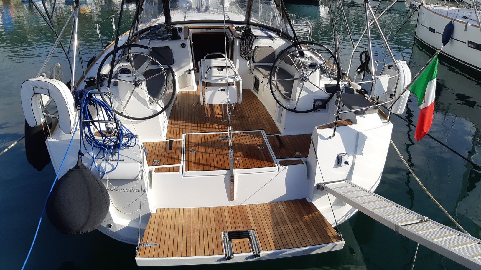 Jeanneau Sun Odyssey 519 | In a Silent Way