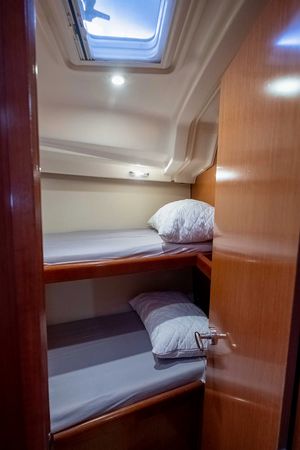 Beneteau Oceanis 43 | Starcat