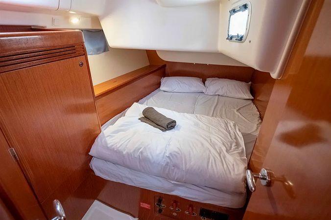 Beneteau Oceanis 43 | Starcat