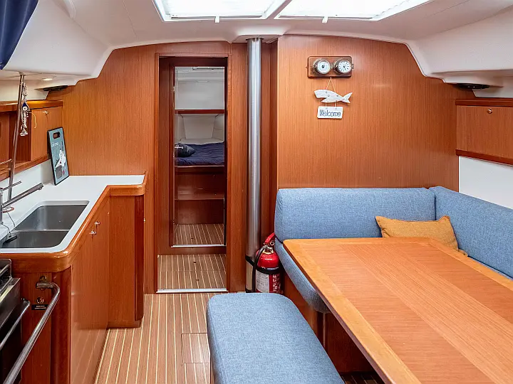 Beneteau Oceanis 43 | Starcat